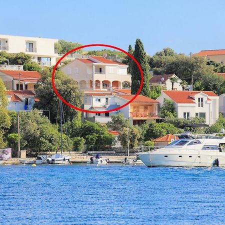 Apartments By The Sea Seget Vranjica, Trogir - 13771 מראה חיצוני תמונה