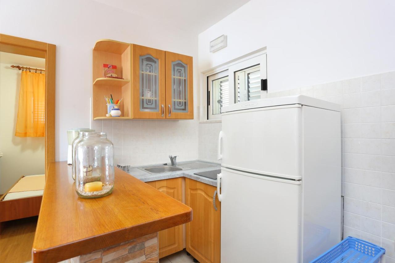 Apartments By The Sea Seget Vranjica, Trogir - 13771 מראה חיצוני תמונה
