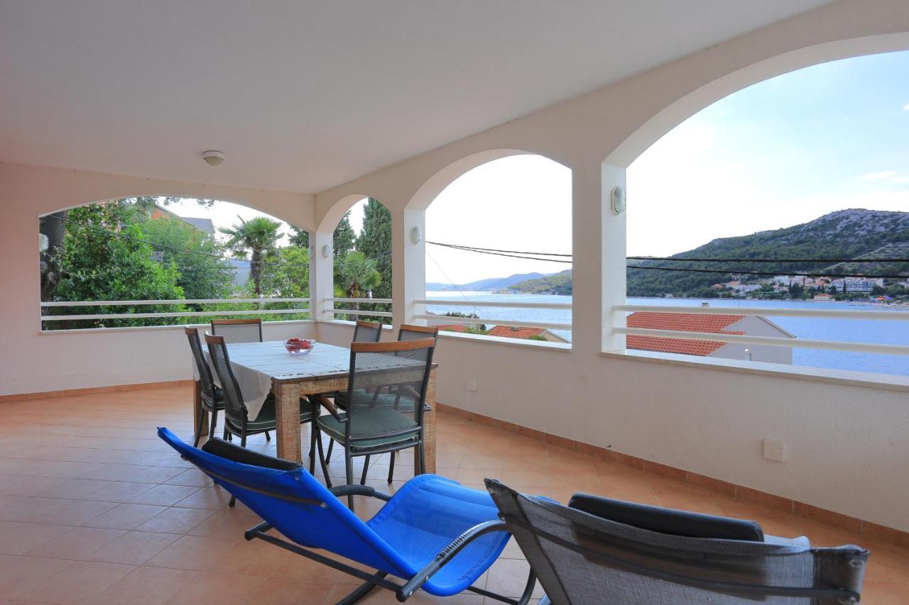 Apartments By The Sea Seget Vranjica, Trogir - 13771 מראה חיצוני תמונה