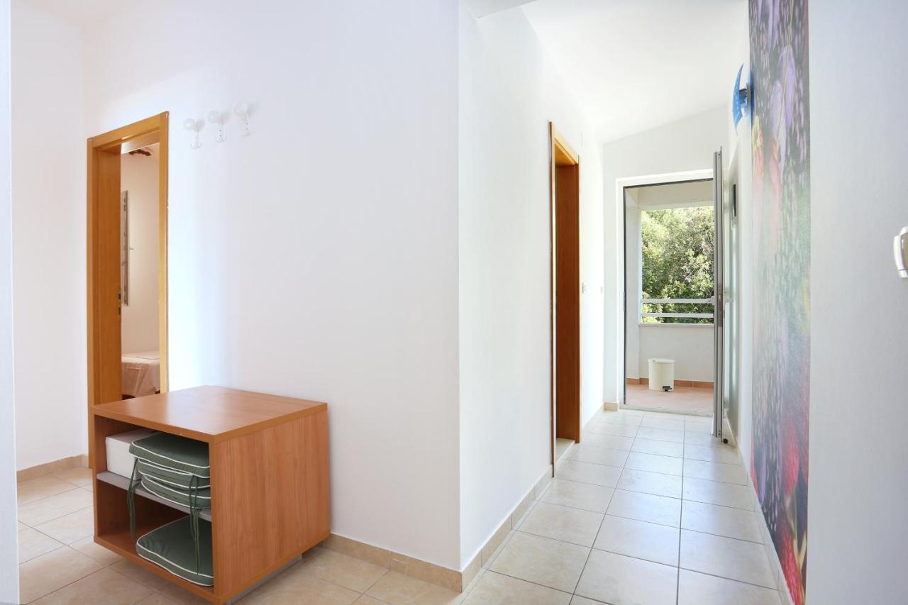 Apartments By The Sea Seget Vranjica, Trogir - 13771 מראה חיצוני תמונה